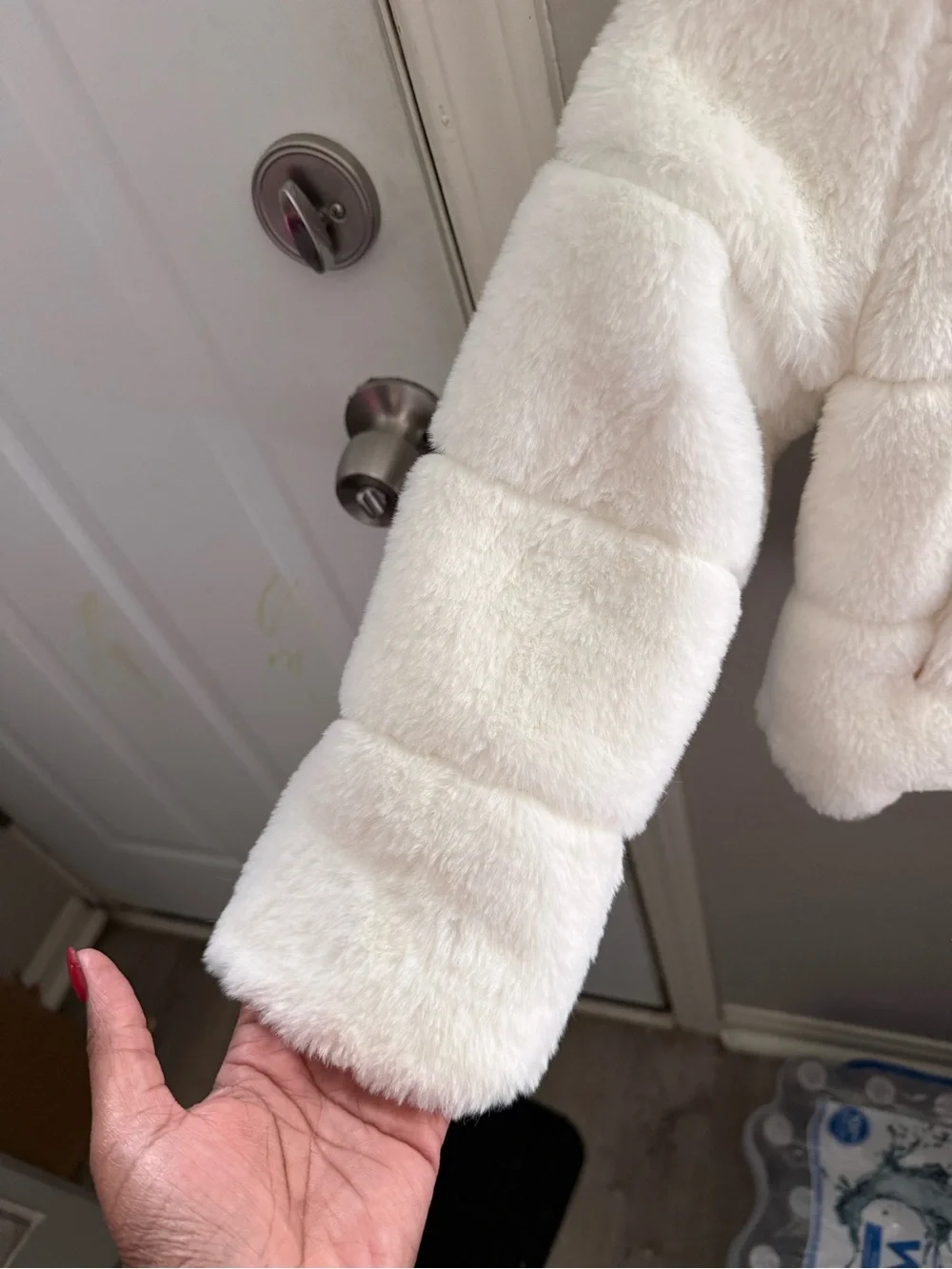 wonder nation White Faux Fur Hooded Puffer Jacket